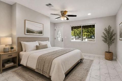 Live in South Scottsdale (id. 34142)