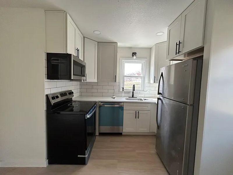 roommates in Independence Entire Place 3Bed.1Bath - cirtru.com