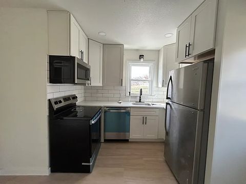Entire Place 3Bed.1Bath
