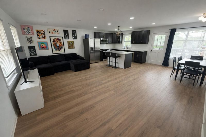 roommates in Undisclosed, Lawrenceville, GA 30044 Live in Lawrenceville (id. 31715) - cirtru.com