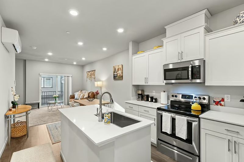 roommates in Happy Valley Entire Place 3Bed.2.5Bath - cirtru.com