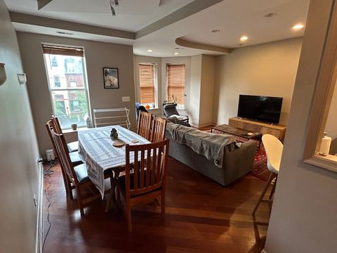 Private Room in 2Bed.2.5Bath