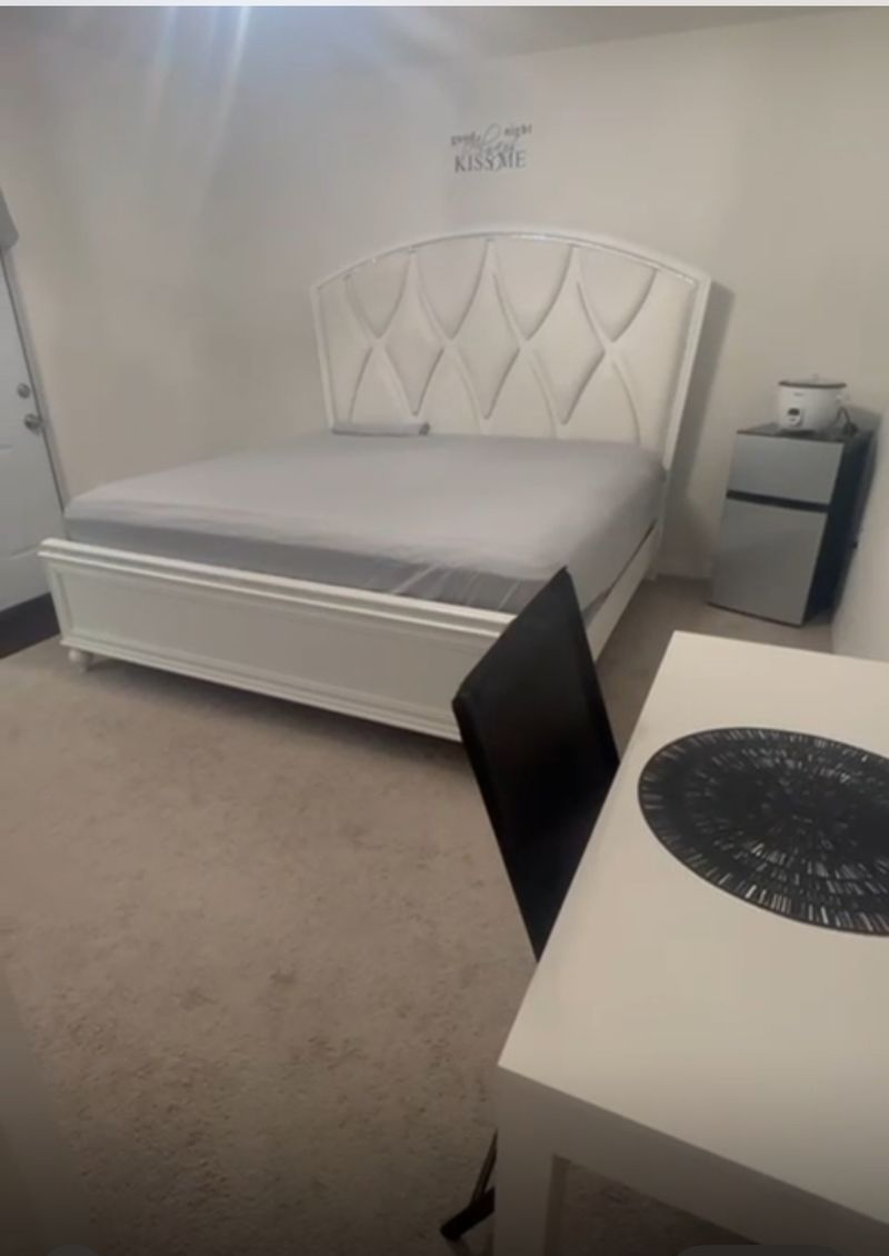 roommates in Poinciana Private Room in 1Bed.1Bath - cirtru.com