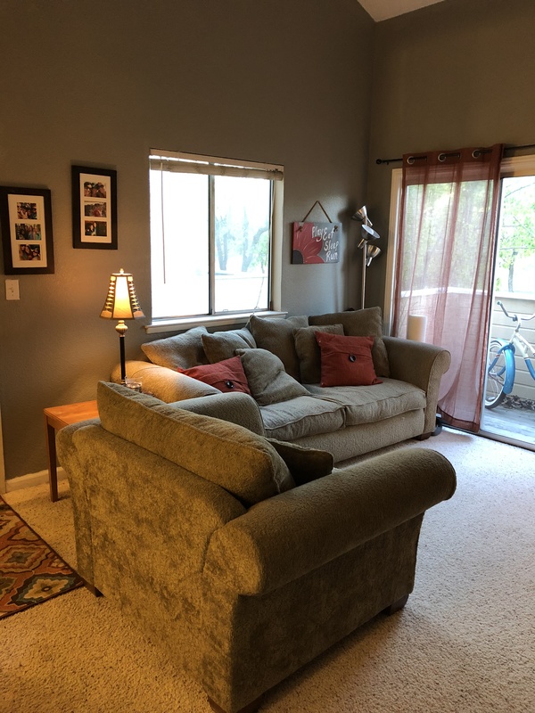 Private Room in 2Bed.2Bath