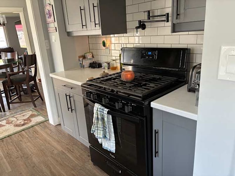 roommates in Davison Room2Bed.1Bath - cirtru.com