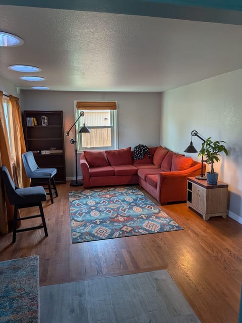 Powellhurst-Gilbert Home (id. 31686)