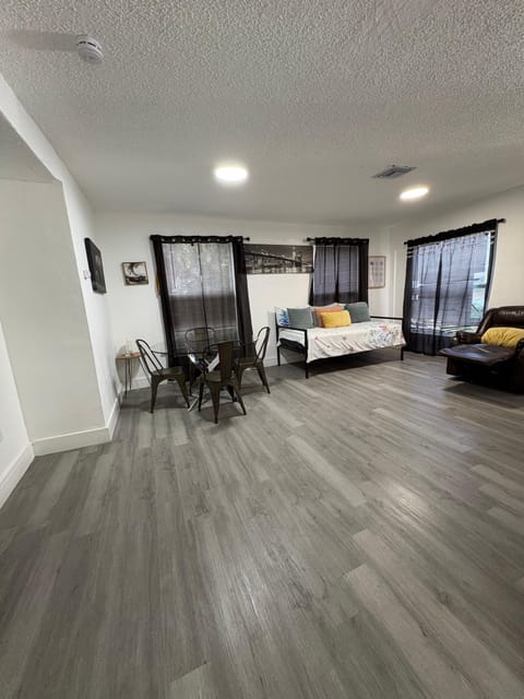 Cozy Miami Home (id. 42469)
