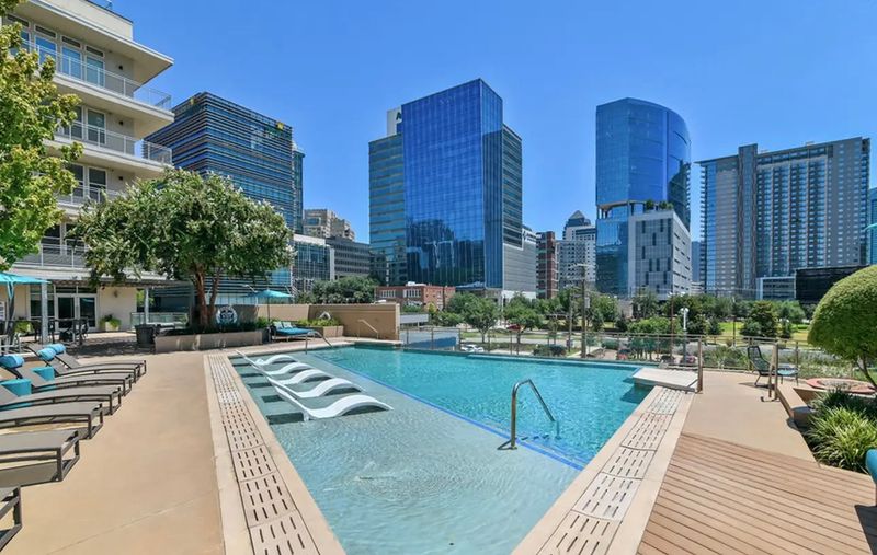 roommates in Dallas Private Room in 2Bed.2Bath - cirtru.com