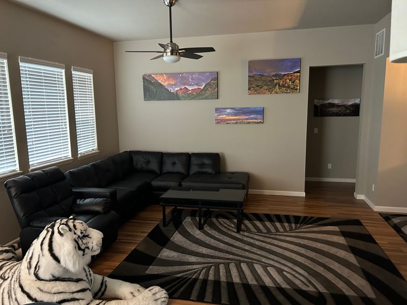 roommates in Aurora Room3Bed.2Bath - cirtru.com