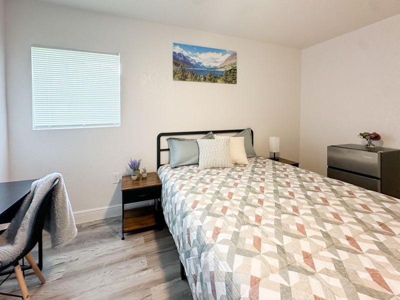 Live in Temple Crest, a 4 minute walk to transit stop 40th St @ Humphrey St (id. 30512)