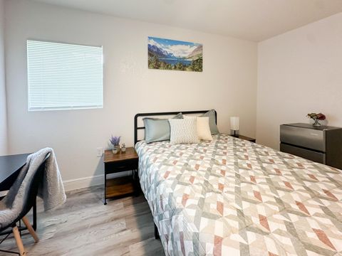 roommates in Undisclosed, Tampa, FL 33604 Live in Temple Crest, a 4 minute walk to transit stop 40th St @ Humphrey St (id. 30512) - cirtru.com