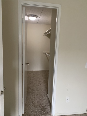 roommates in Alexandria Private Room in 2Bed.2Bath - cirtru.com