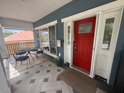 roommates in Salt Lake City Room3Bed.2.5Bath - cirtru.com