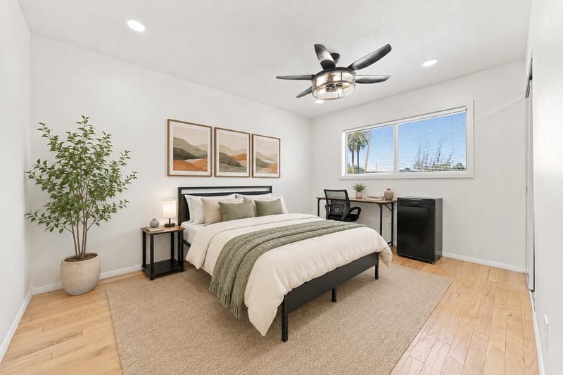 roommates in Undisclosed, Glendale, AZ 85306 SUPERHOST Large POOL Home in Glendale With 10 Bathrooms, FREE Washer Dryer, Mini- Fridges in Each Room, Dining Nook, 2x a Month Cleaning And Near Highways and Grocery Stores, REMOTE WORK Friendly (id. 40096) - cirtru.com