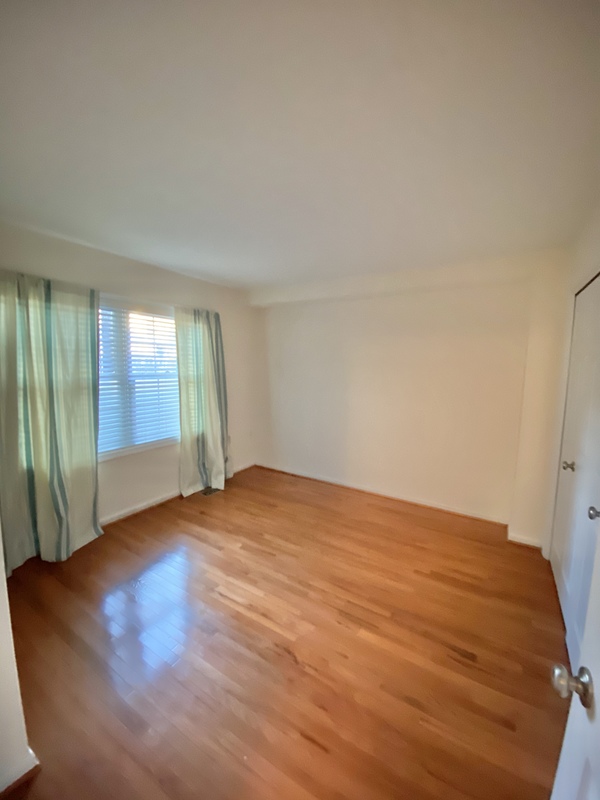 Private Room in 2Bed.3Bath