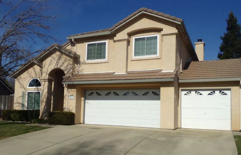 roommates in Elk Grove Private Room in 5Bed.2.5Bath - cirtru.com