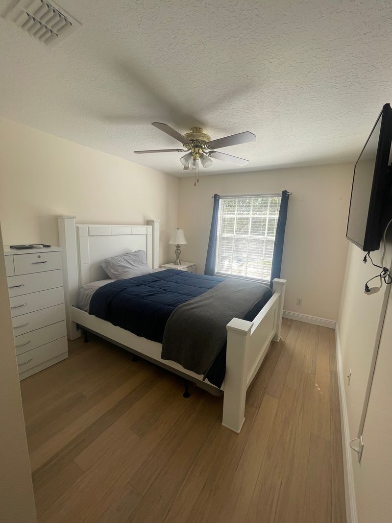 Private Room in 4Bed.3Bath
