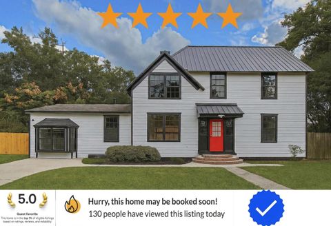 Live in Apopka, a 5 minute walk to transit stop E Main St and Alabama Ave (id. 20592)