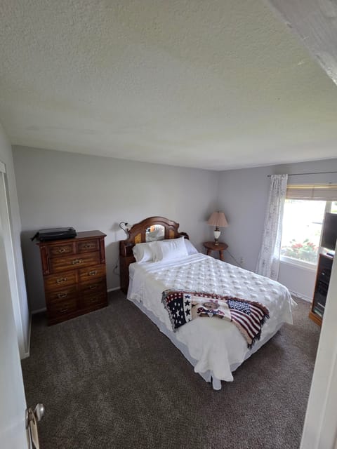 Private Room in 1Bed.1Bath