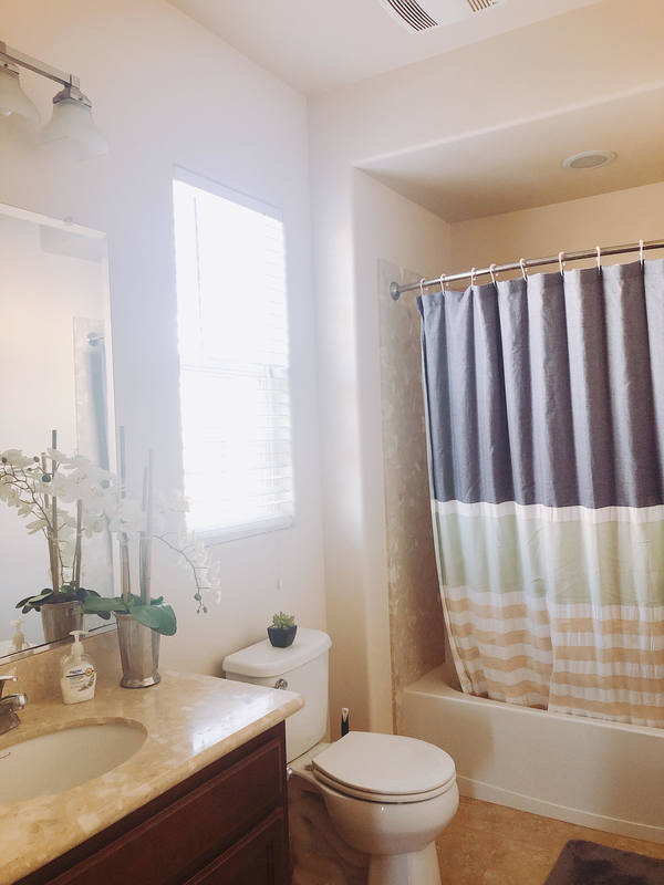 Private Room in 3Bed.3Bath