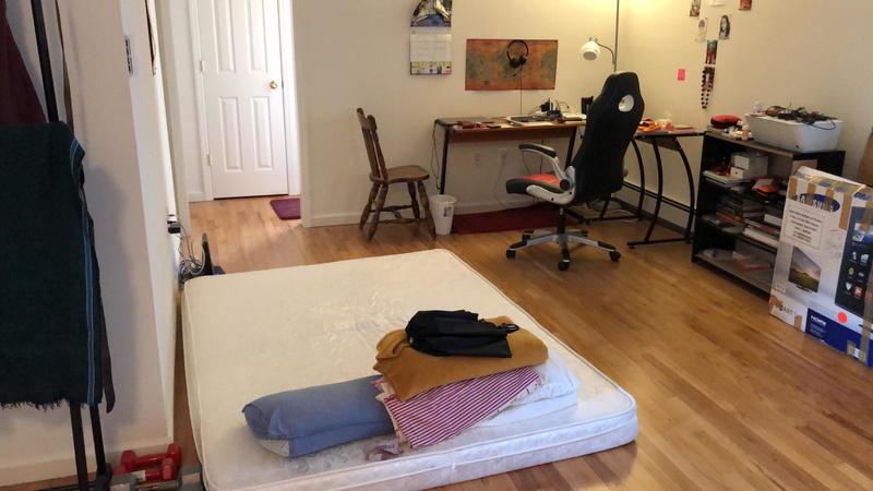Private Room in 1Bed.1Bath