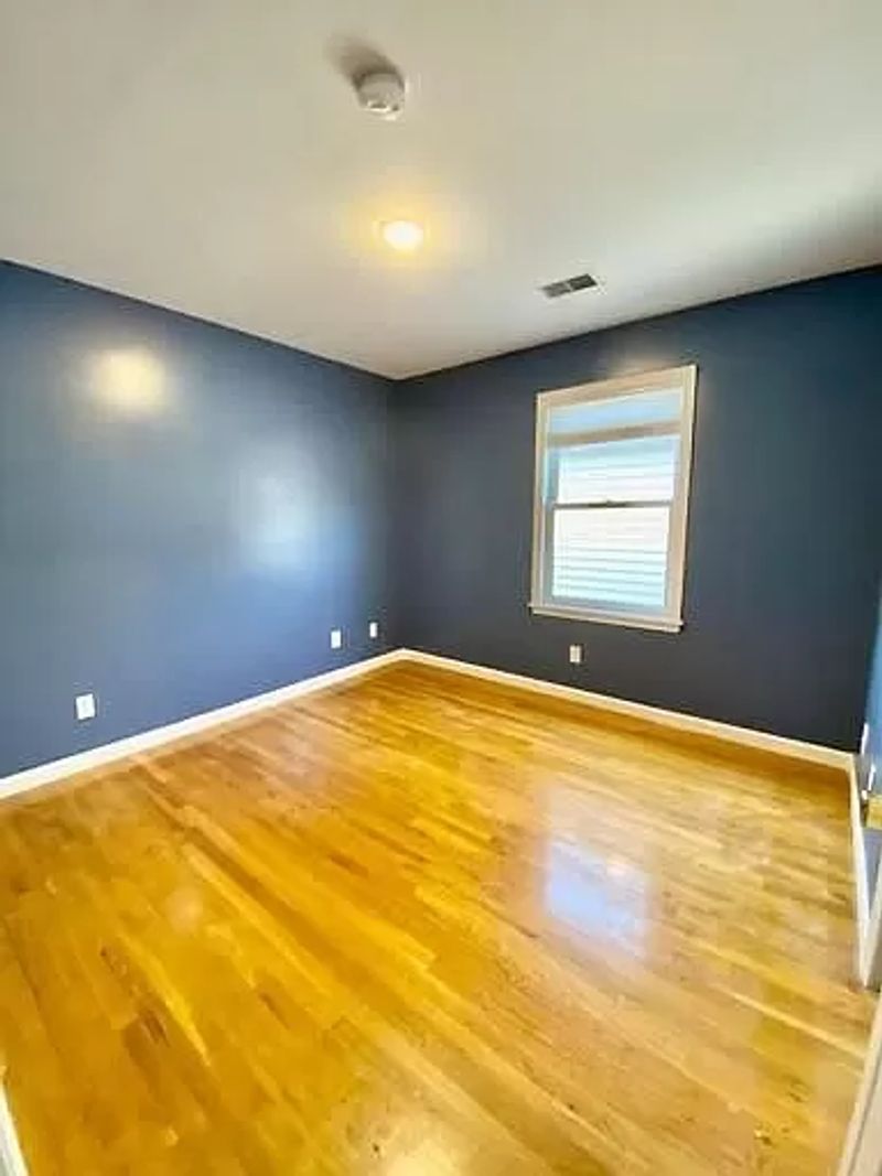 Private Room in 3Bed.2Bath