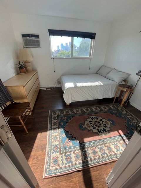 roommates in Los Angeles Room3Bed.2Bath - cirtru.com