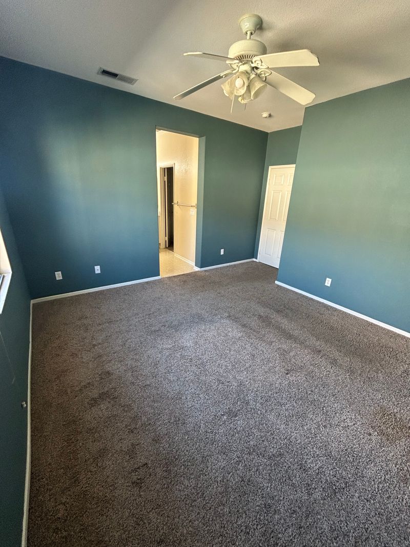 roommates in Oceanside Private Room in 3Bed.2.5Bath - cirtru.com