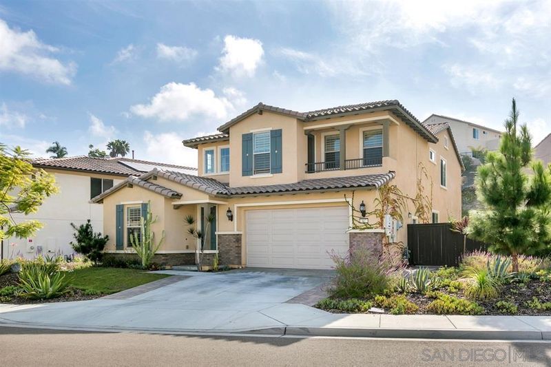 roommates in Vista Private Room in 2Bed.1Bath - cirtru.com