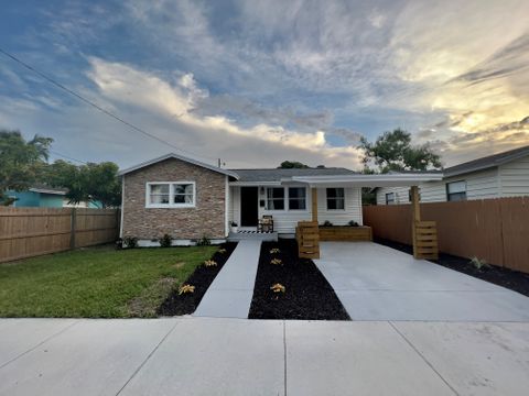 Entire Place 3Bed.1Bath