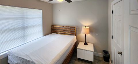 roommates in Undisclosed, Houston, TX 77026 Freshly Upgraded  High-Speed Wi-Fi  Biweekly Cleaning Onsite Parking  Smart Lock Rooms 4min walk to Transit  & A Big Urban Park (id. 2120) - cirtru.com