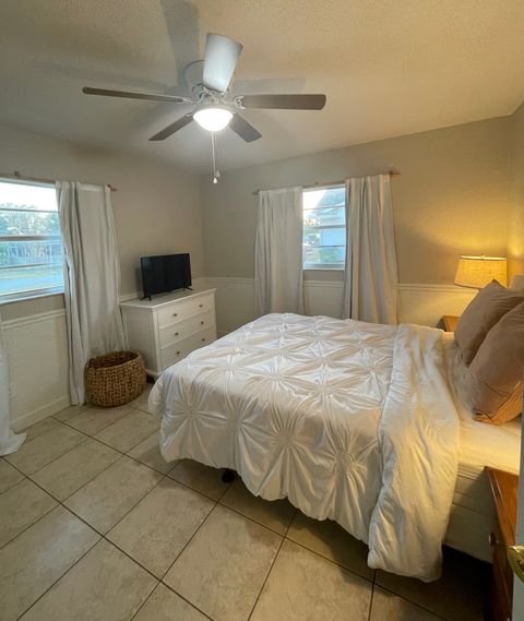 Private Room in 3Bed.1.5Bath