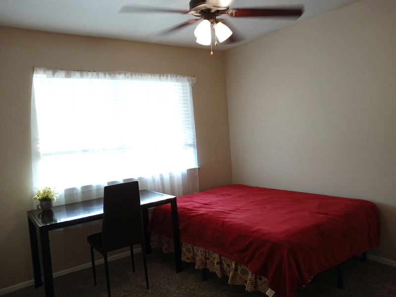 Private Room in 2Bed.1Bath