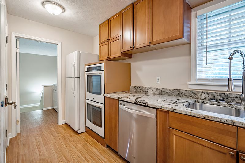 roommates in Undisclosed, Marietta, GA 30060 Clean & Bright Marietta Home | Furnished, Secure, and Spacious | All Rooms with TV , Free Wi-Fi , Monthly Cleanings , Bus Stop 1 Mile Away , and Grocery Store 1.2 Miles Away (id. 1770) - cirtru.com