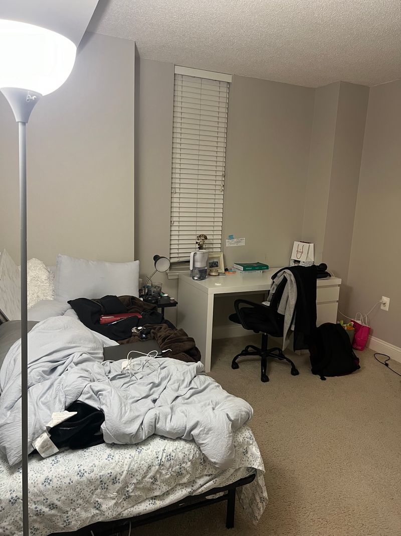 Private Room in 2Bed.1.5Bath