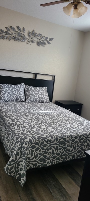 Private Room in 3Bed.2Bath