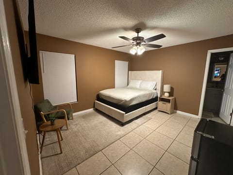 Clean & Cozy Orlando Home | Move-In Ready Rooms (id. 36310)