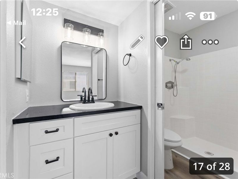 roommates in Santa Clarita Private Room in 3Bed.2Bath - cirtru.com