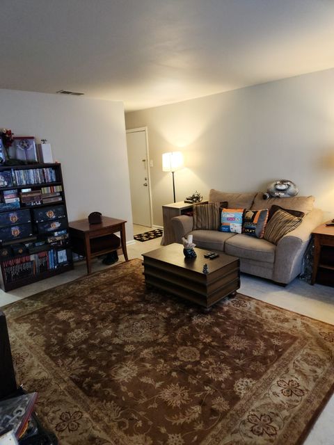 Private Room in 1Bed.1Bath