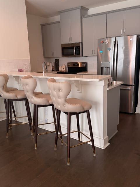 Private Room in 2Bed.2.5Bath