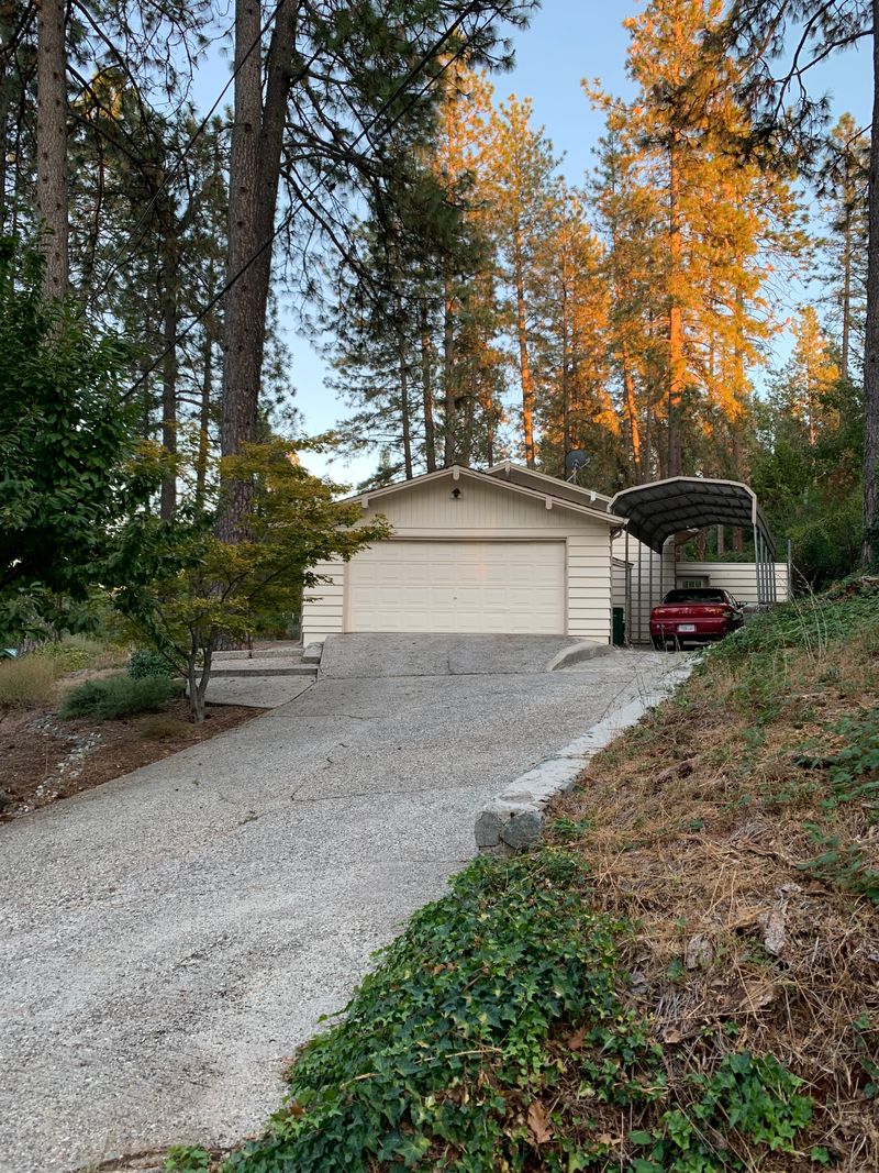 roommates in Grass Valley Private Room in 4Bed.2.5Bath - cirtru.com