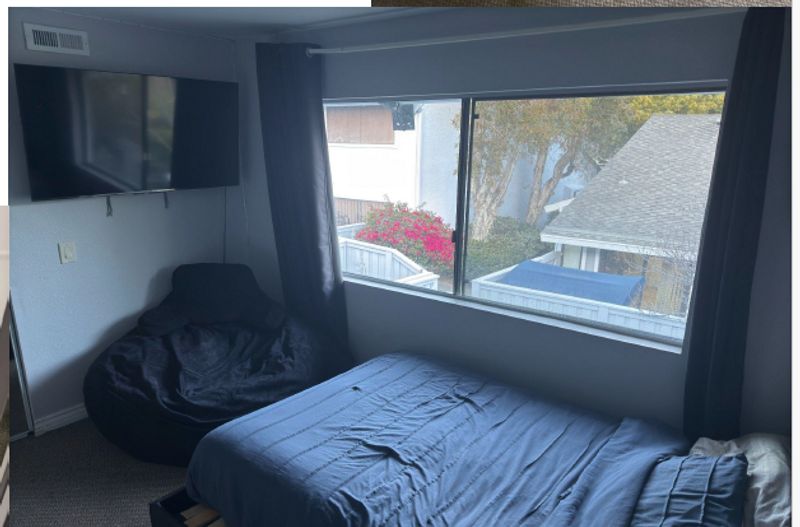 roommates in La Jolla Private Room in 3Bed.2.5Bath - cirtru.com