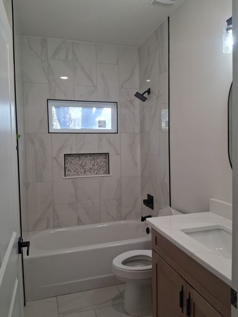 Private Room in 3Bed.2Bath