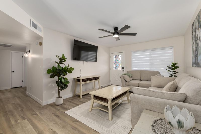 roommates in Undisclosed, Glendale, AZ 85308 North Phoenix Cozy Gem! (id. 31500) - cirtru.com