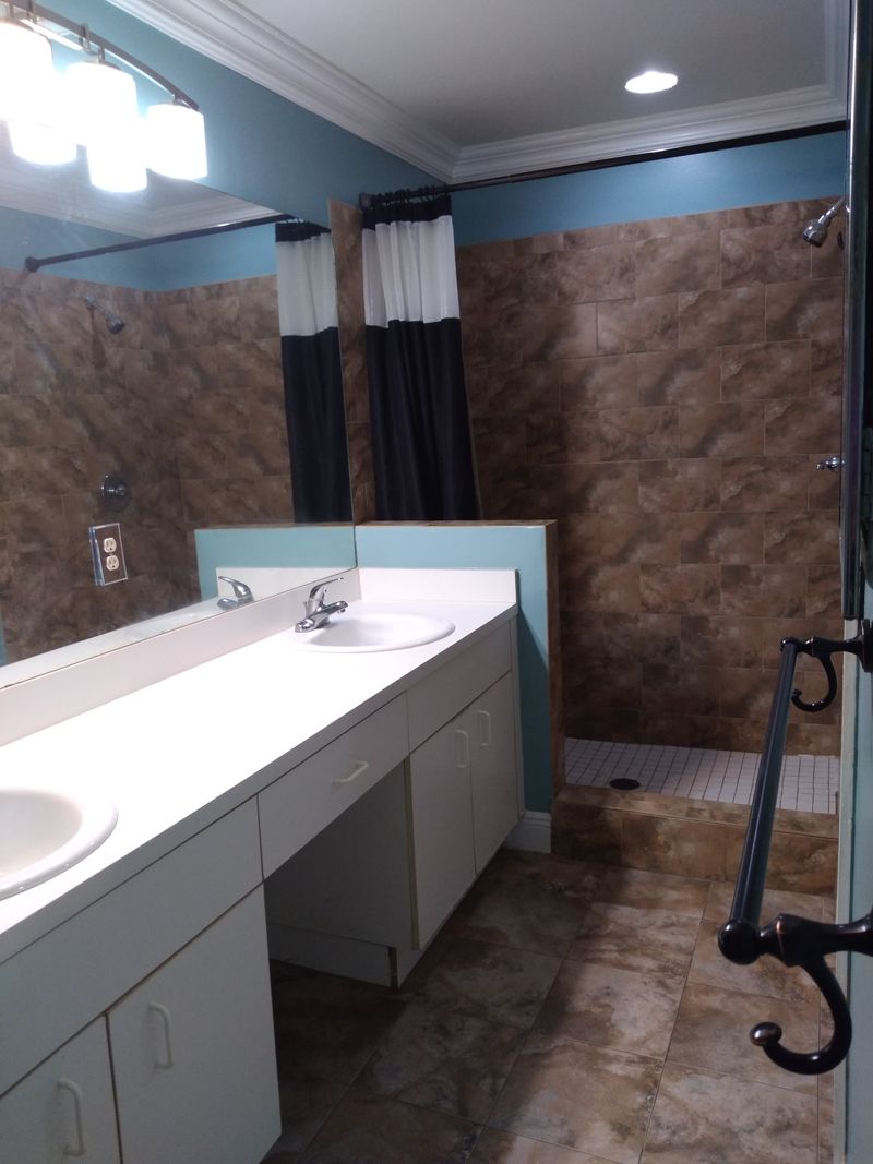 roommates in Pembroke Pines Room1Bed.2.5Bath - cirtru.com