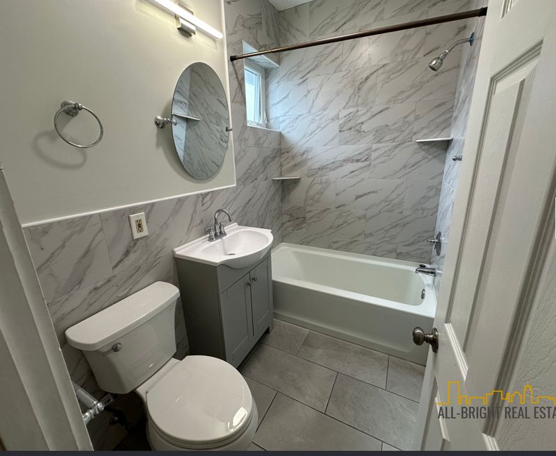 roommates in Allston Private Room in 5Bed.2Bath - cirtru.com