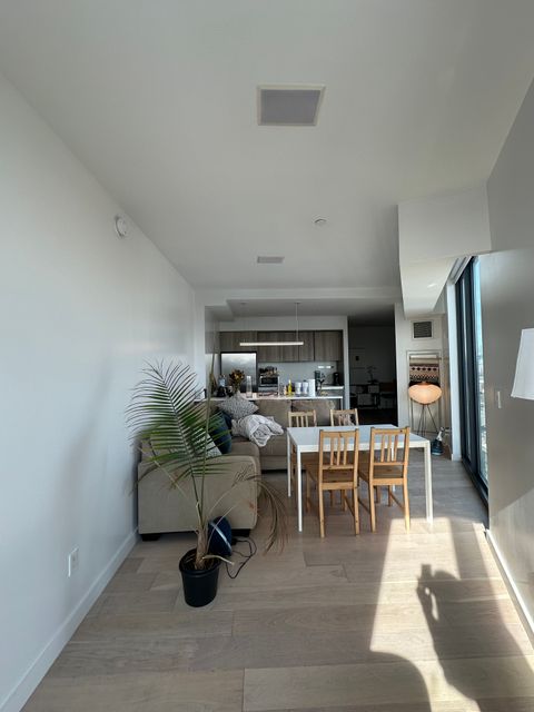 Private Room in 3Bed.2Bath