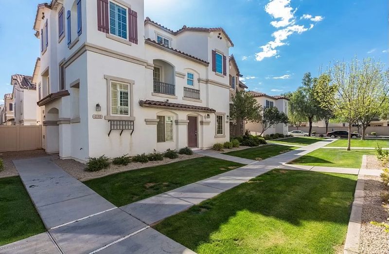 roommates in Gilbert Shared Room in 3Bed.3Bath - cirtru.com