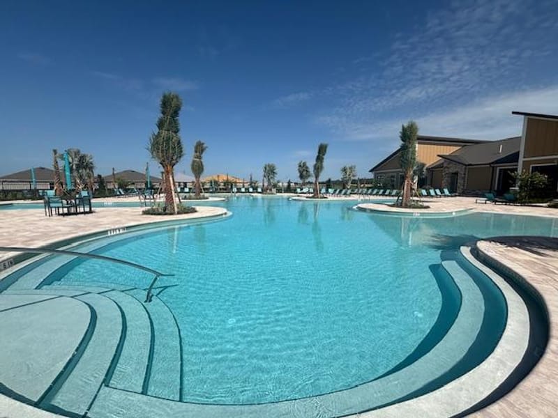 Eagle Lake Resort Style 15minsLegoland & 45minsDisney Private Bedroom Club house ‍Pool Gym  Desk TV Washer (id. 19080)
