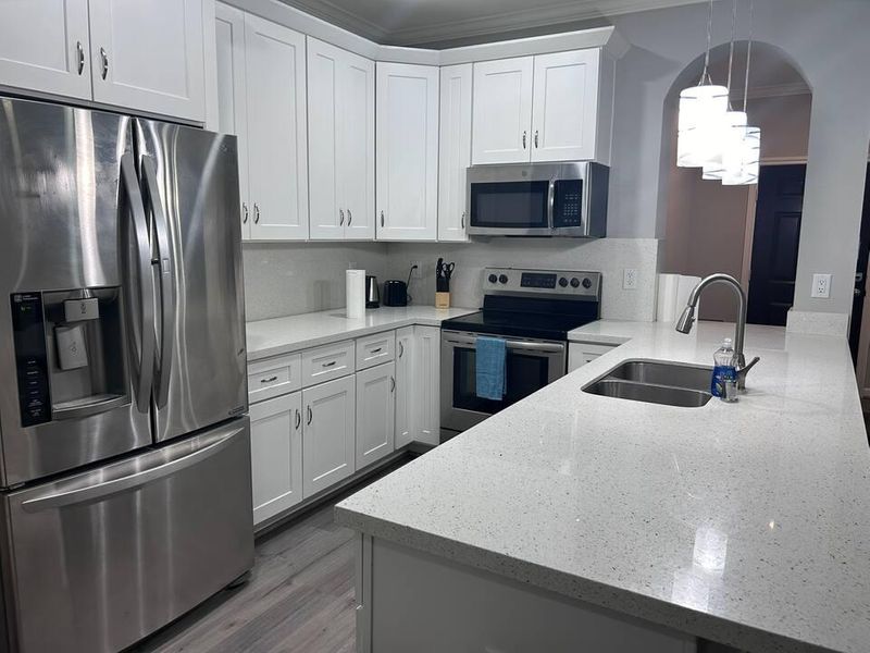 roommates in Undisclosed, Houston, TX 77051 3BR Home | Weekly Rates | Fully Furnished (id. 31936) - cirtru.com